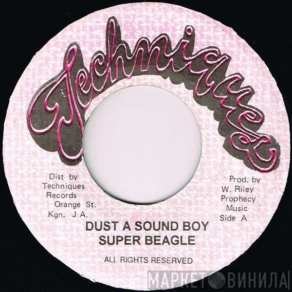  Super Beagle  - Dust A Sound Boy