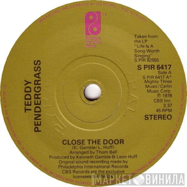Teddy Pendergrass - Close The Door