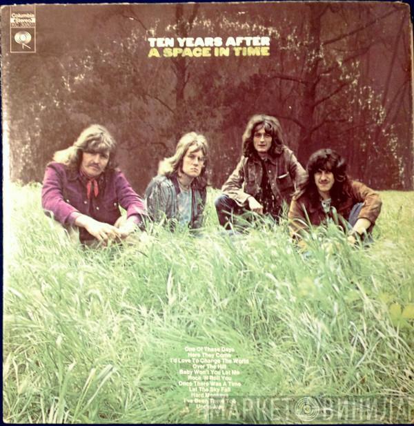  Ten Years After  - A Space In Time