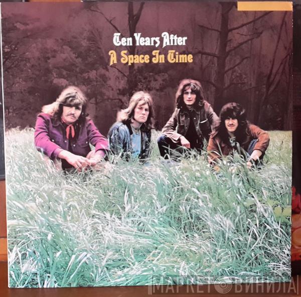 Ten Years After  - A Space In Time