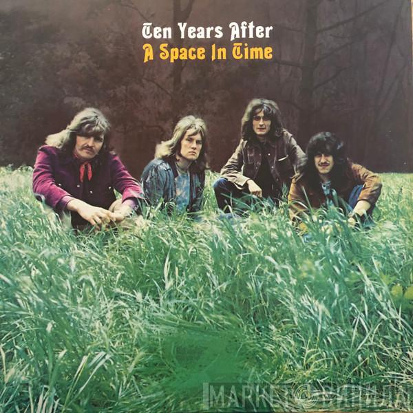  Ten Years After  - A Space In Time