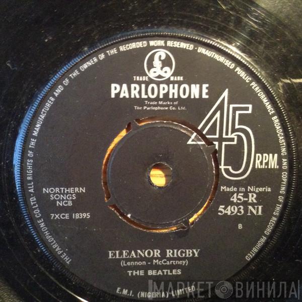  The Beatles  - Eleanor Rigby / Yellow Submarine