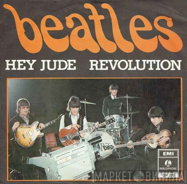  The Beatles  - Hey Jude / Revolution