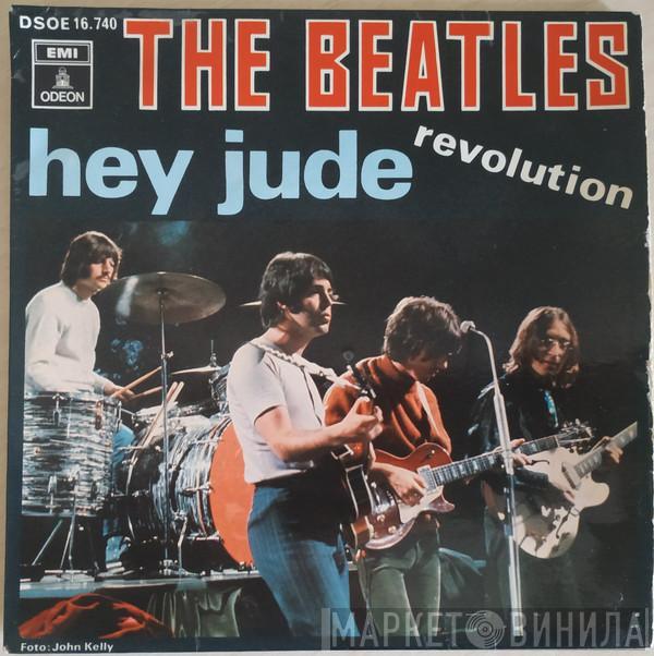  The Beatles  - Hey Jude / Revolution