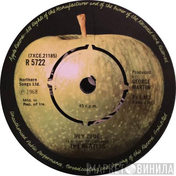 The Beatles  - Hey Jude / Revolution