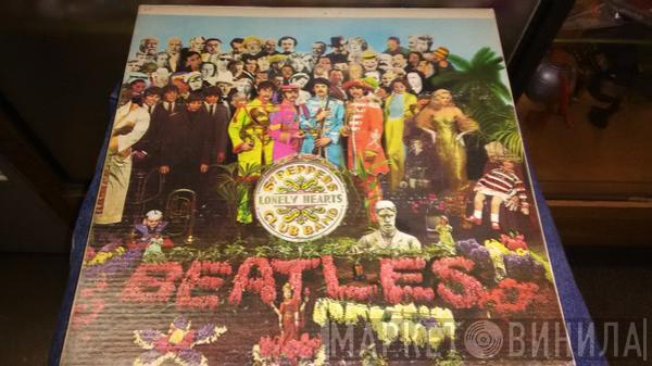  The Beatles  - Sgt. Pepper's Lonely Hearts Club Band