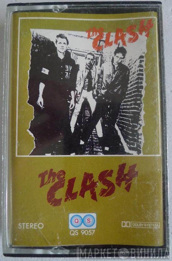  The Clash  - The Clash