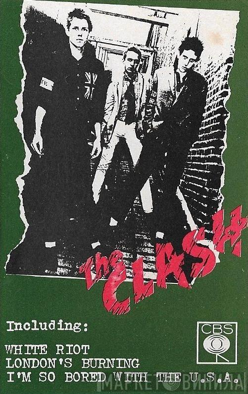  The Clash  - The Clash