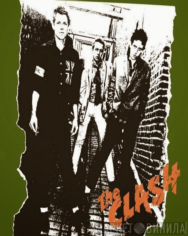  The Clash  - The Clash
