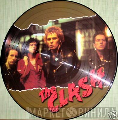  The Clash  - The Clash