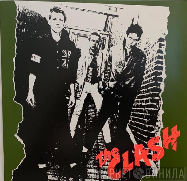  The Clash  - The Clash