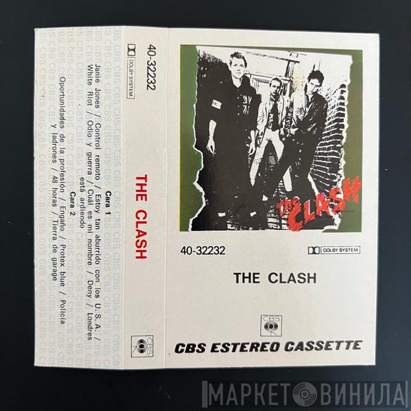 The Clash  - The Clash