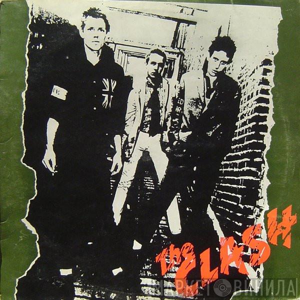  The Clash  - The Clash