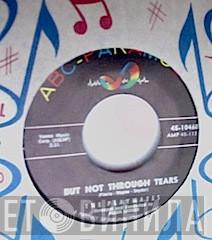 The Playmates - She Never Looked Better / But Not Through Tears