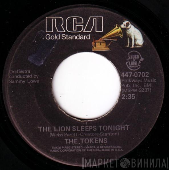 The Tokens - The Lion Sleeps Tonight