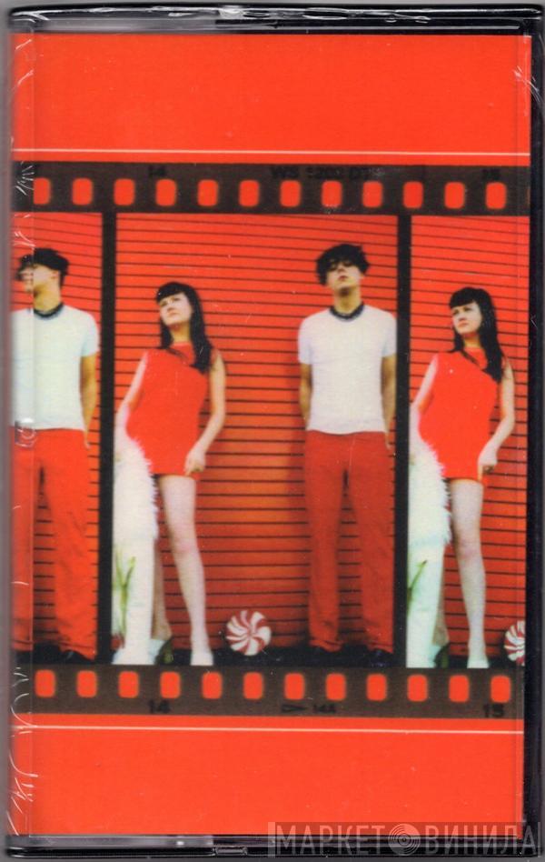  The White Stripes  - The White Stripes