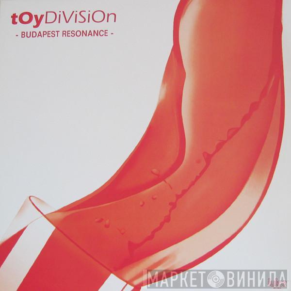 Toy Division - Budapest Resonance