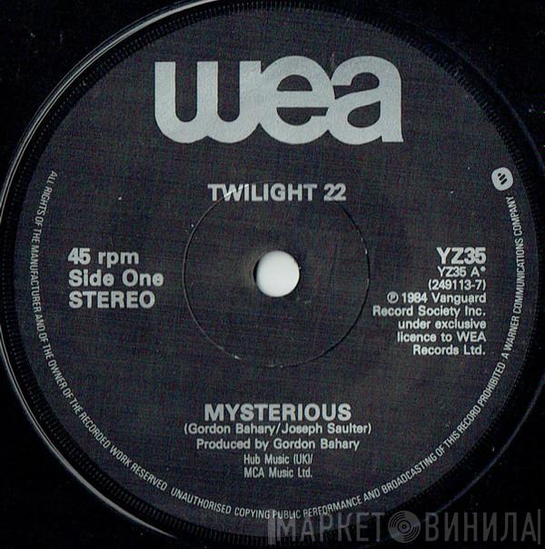 Twilight 22 - Mysterious