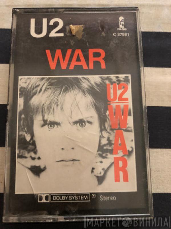  U2  - War
