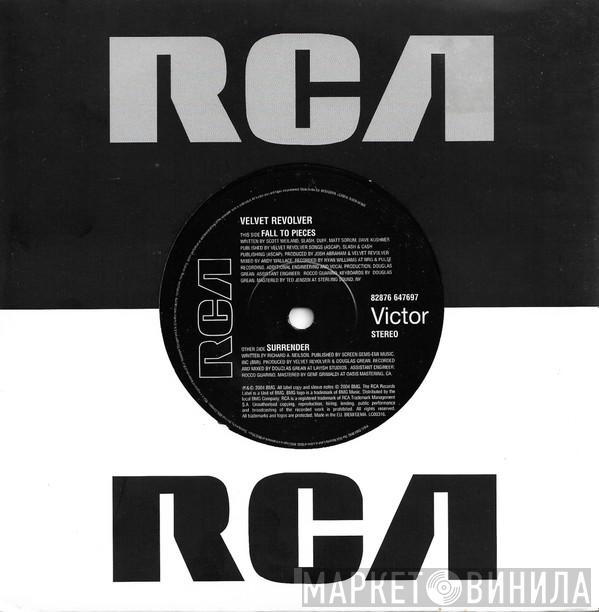  Velvet Revolver  - Fall To Pieces