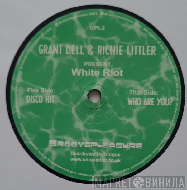 White Riot - Disco Hit / Who Are You?