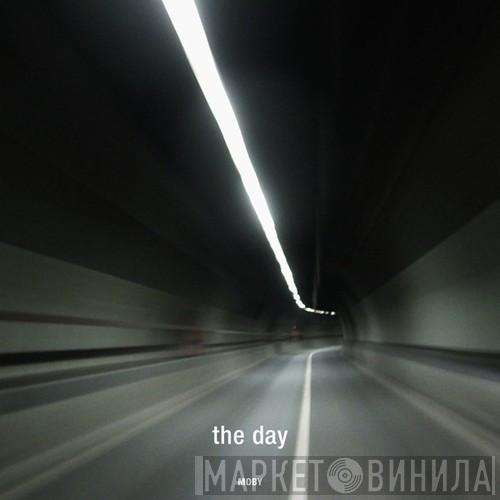 With Moby  Skylar Grey  - The Last Day (Fantöm Remix)