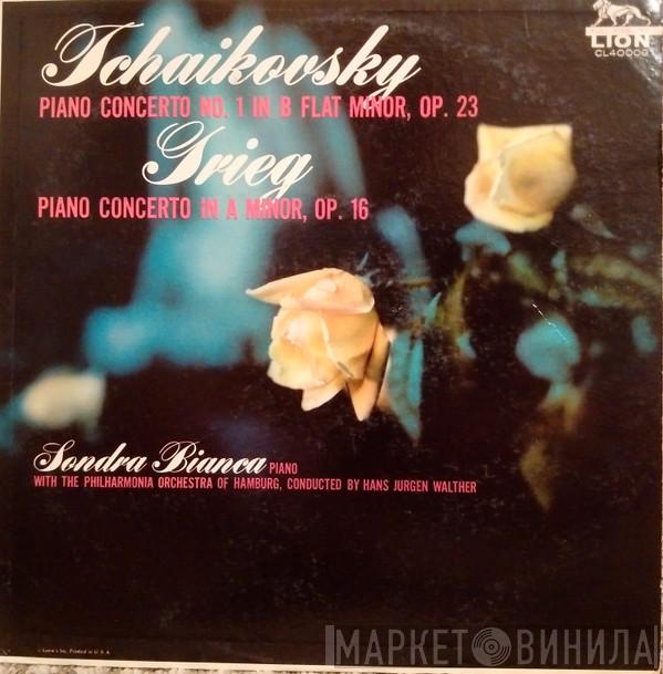 With The Sondra Bianca Conducted By Philharmonisches Staatsorchester Hamburg Composed By Hans-Jürgen Walther & Pyotr Ilyich Tchaikovsky  Edvard Grieg  - Tchaikovsky & Grieg Piano Concertos