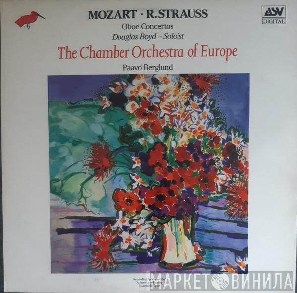 Wolfgang Amadeus Mozart, Richard Strauss, Douglas Boyd, The Chamber Orchestra Of Europe, Paavo Berglund - Oboe Concertos