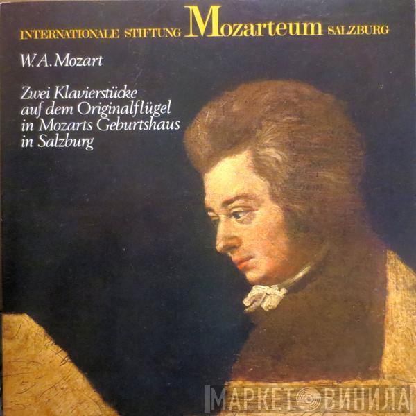 Wolfgang Amadeus Mozart - Zwei Klavierstücke Auf Dem Originalflügel In Mozarts Geburtshaus In Salzburg