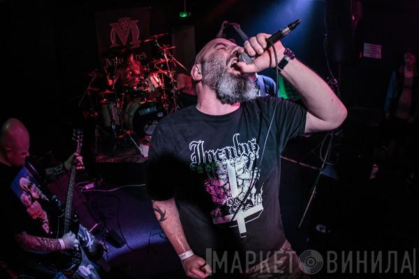 Abominate