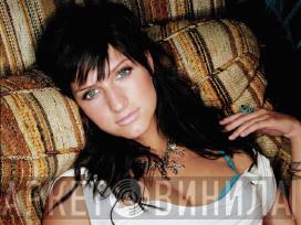 Ashlee Simpson - Винил CD и Кассеты Ashlee Simpson на сайте МаркетВинила