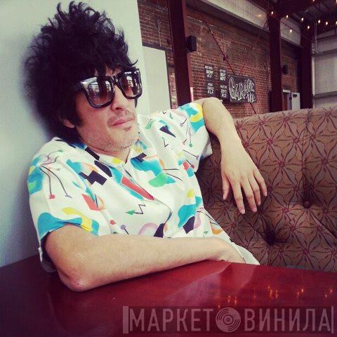 Bobbie Marie - Винил CD и Кассеты Bobbie Marie на сайте МаркетВинила