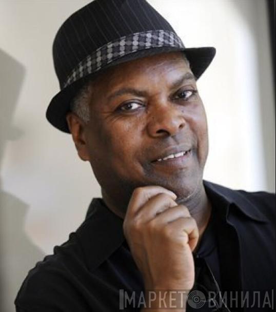 Booker T. Jones - Винил CD и Кассеты Booker T. Jones на сайте МаркетВинила