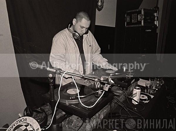 Chubby Grooves - Винил CD и Кассеты Chubby Grooves на сайте МаркетВинила