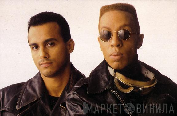 Clivillés & Cole