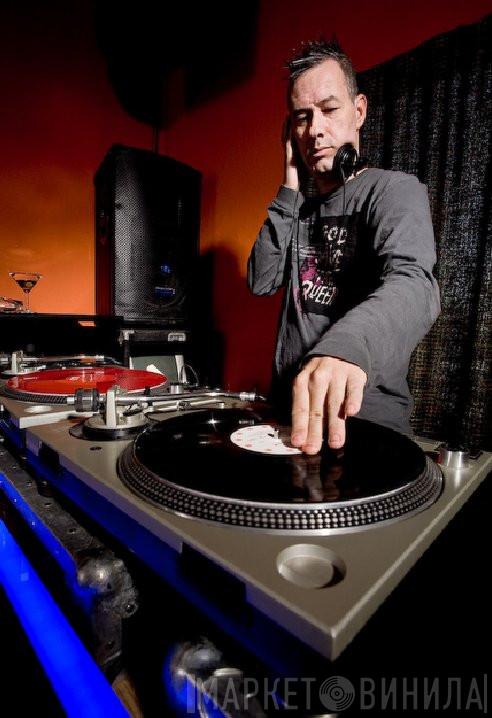 DJ Inertia - Винил CD и Кассеты DJ Inertia на сайте МаркетВинила
