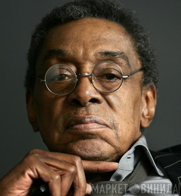 Don Cornelius - Винил CD и Кассеты Don Cornelius на сайте МаркетВинила