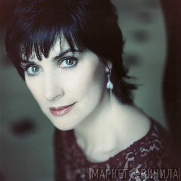 Enya - Винил CD и Кассеты Enya на сайте МаркетВинила