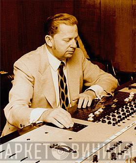 Hans Georg Brunner-Schwer - Винил CD и Кассеты Hans Georg Brunner-Schwer на сайте МаркетВинила