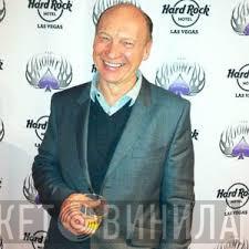 Marcus Russell - Винил CD и Кассеты Marcus Russell на сайте МаркетВинила