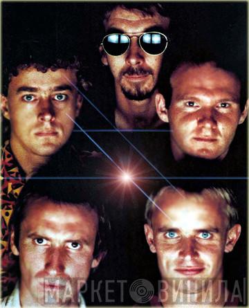 Men At Work - Винил CD и Кассеты Men At Work на сайте МаркетВинила