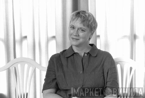 Nadine Secunde - Винил CD и Кассеты Nadine Secunde на сайте МаркетВинила