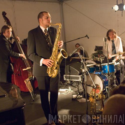 The Five Corners Quintet - Винил CD и Кассеты The Five Corners Quintet на сайте МаркетВинила