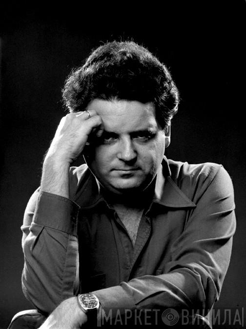 Uri Segal - Винил CD и Кассеты Uri Segal на сайте МаркетВинила