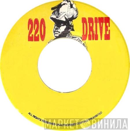220 Marcus Garvey Drive - Винил CD и Кассеты лейбла 220 Marcus Garvey Drive на сайте МаркетВинила