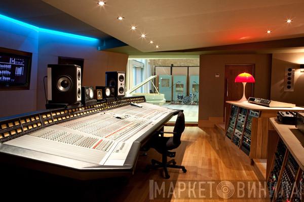 Angelic Studios - Винил CD и Кассеты лейбла Angelic Studios на сайте МаркетВинила
