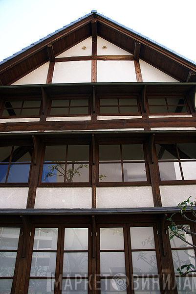 Ashiya City Museum Of Art & History - Винил CD и Кассеты лейбла Ashiya City Museum Of Art & History на сайте МаркетВинила
