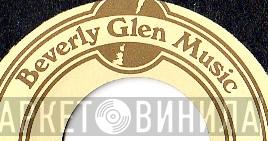 Beverly Glen Music - Винил CD и Кассеты лейбла Beverly Glen Music на сайте МаркетВинила