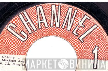 Channel One - Винил CD и Кассеты лейбла Channel One на сайте МаркетВинила