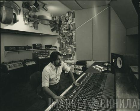 Columbia Studios - Винил CD и Кассеты лейбла Columbia Studios на сайте МаркетВинила